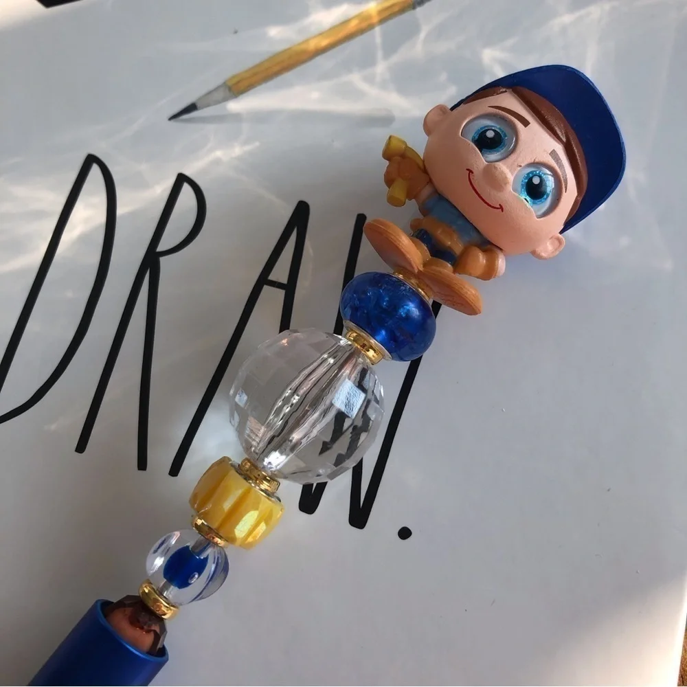 Disney Doorables: Wreak it Ralph: Fix-it Felix handmade beaded pen